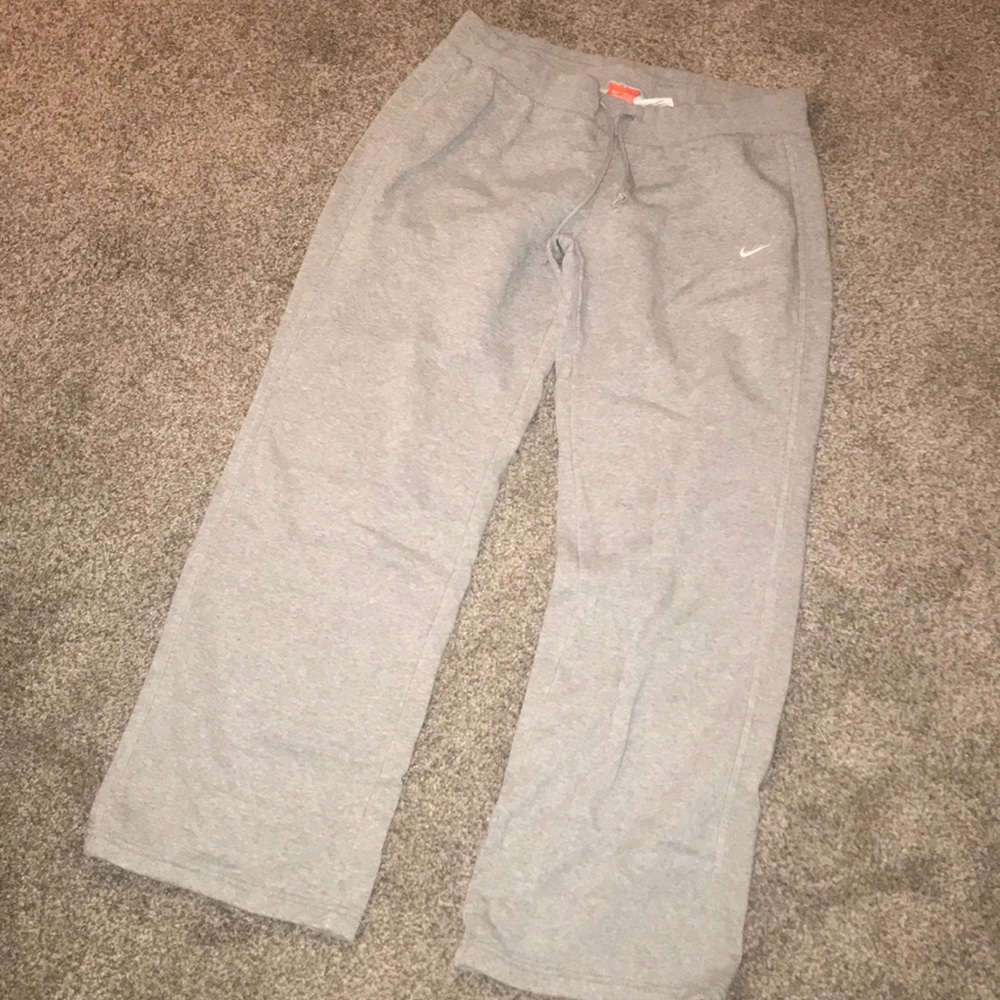 Nike women’s sweats